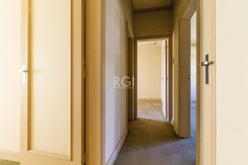 Apartamento Em Independência Com 3 Dormitórios - Ot8015
