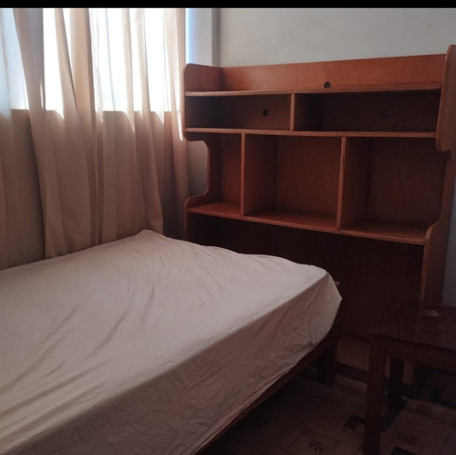 Alquilo Habitaciones - Urb. Sta. Margarita, A 100 Mts. Ucv