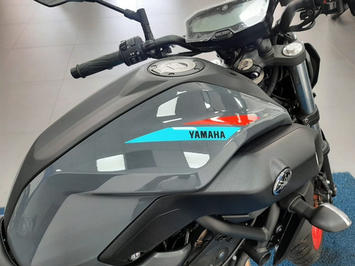 Imagem 2 de 14 de Yamaha - Mt-07 Abs - 2022 - Master Of Torque - L