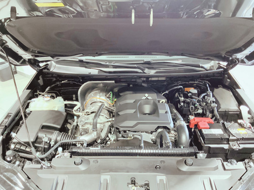 Mitsubishi L200 2.4 Cd Gsr 4X4 At