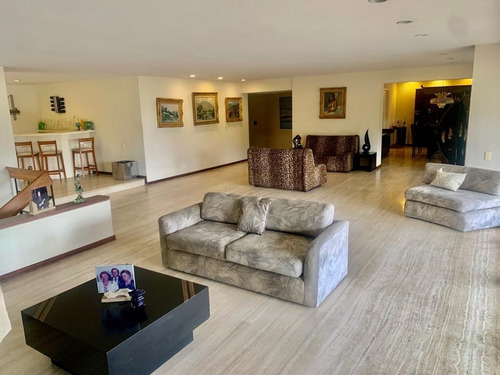 Imagen 11 de 29 de Venta Espectacular Apartamento Con Piscina Privada Y Jardín
