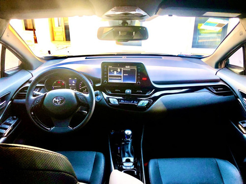 Imagen 9 de 10 de Toyota Ch-r 1.8 Ecvt Hv
