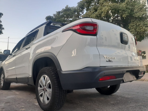 Imagem 5 de 15 de Fiat Toro - 2016/2017 1.8 16v Evo Flex Freedom At6