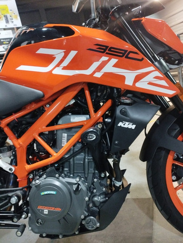 Imagen 2 de 16 de Ktm Duke 390 2020 1640km Inmaculada - Con Accesorios Titular
