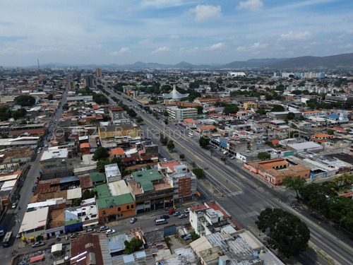José Trivero Vende Espectacular Local Comercial Ubicado En Zona Centro De Barquisimeto
