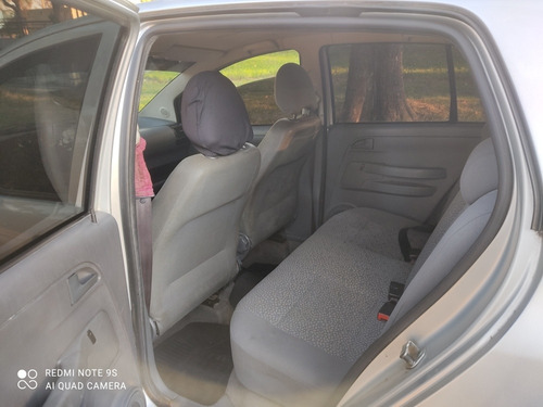 Volkswagen Fox Full