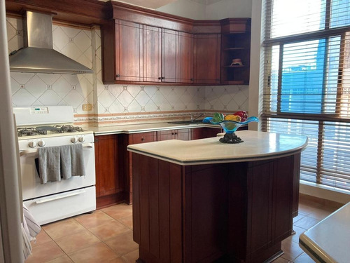 Imagen 4 de 17 de Apartamento Amoblado En Alquiler Naco 3 Habitaciones
