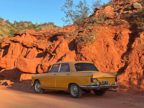 Peugeot 404 Año 73 Muy Buen Estado Y Con Su Documentación Pa
