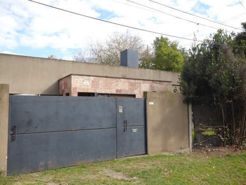 Imagen 2 de 24 de Casa En Venta En City Bell Calle 467 Esq 30 - Dacal Bienes Raices