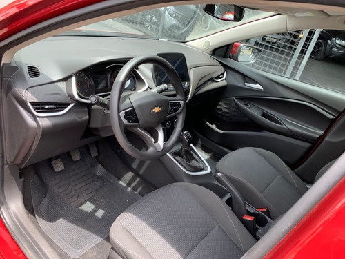 Chevrolet Onix plus 1.0 Lt 2 4P