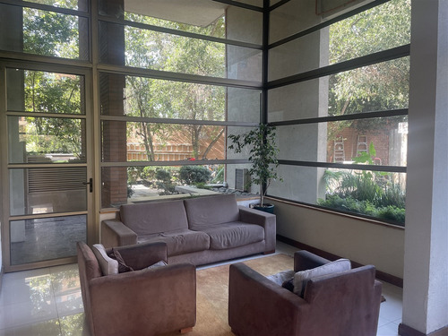 Departamento En Arriendo De 2 Dorm. En Las Condes