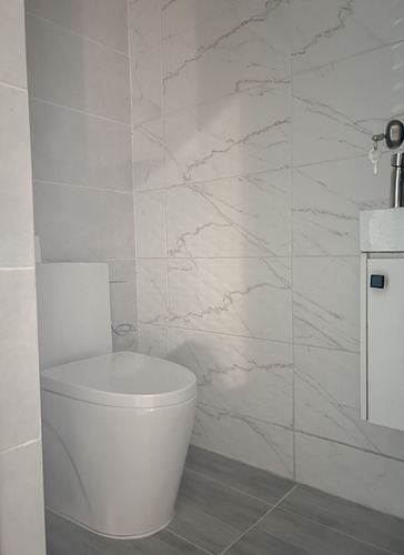 Bella Vista, Apartamento C/l Blanca En Alquiler
