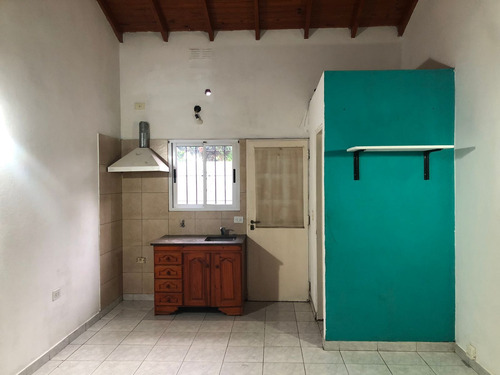 Alquiler 2 Amb - 1º Piso Interno - Hurlingham(villa Alemania