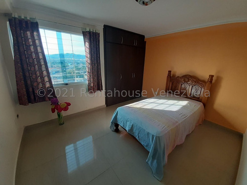 Imagen 13 de 30 de Apartamento En Venta En El Oeste De Barquisimeto Lara 0-4-2-4-5-9-3-7-5-4-2 Rent-a-house Código Flexmls: 22-12134