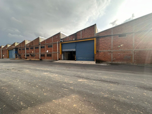 Renta De Bodegas Industriales I Vallejo I 7,890 M2