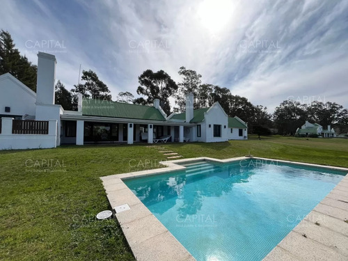 Casa De Campo En Ruta 104 Manantiales Con Piscina A Pocos Kms Del Mar