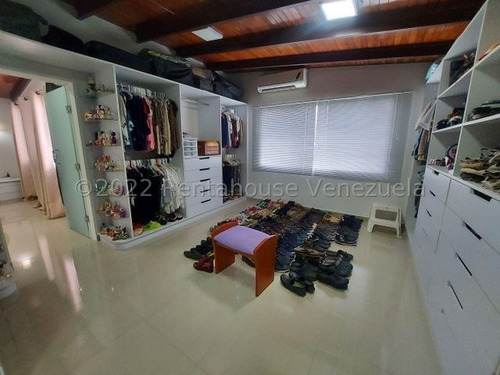 Imagen 9 de 14 de En Venta Hermosa Quinta En Santa Paula - Mls #22-17941 - Karina Sanchez 04143355086