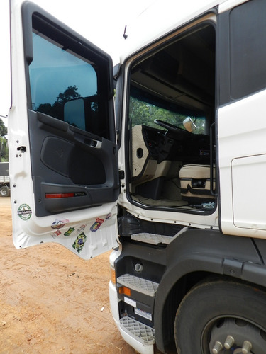 Imagem 9 de 15 de R 440 6x2 2014 Highline Automático Impecável