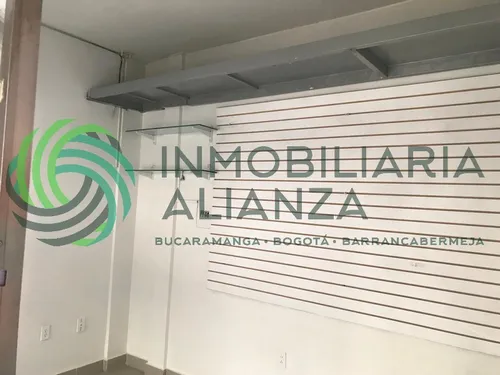 Local En Arriendo En Cabecera Del Llano. Cod A16522