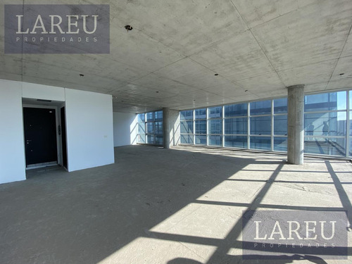 Imagen 2 de 19 de Oficina En Officia Pilar - Edificio Work