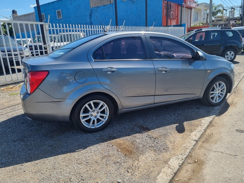 Imagen 7 de 16 de Chevrolet Sonic 2013 1.6 Lt