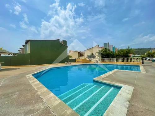 Townhouse C.r Aguamarina