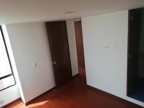 Imagen 12 de 15 de Apartamento En Venta Conjunto Residencial La Estancia 724-844