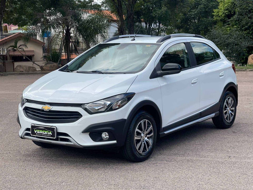 Imagem 1 de 11 de Chevrolet Onix 1.4 Mpfi Activ 8v Flex 4p Automático