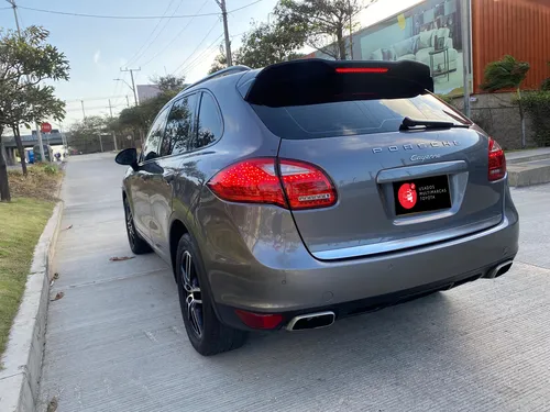 Porsche Cayenne 4.8 S