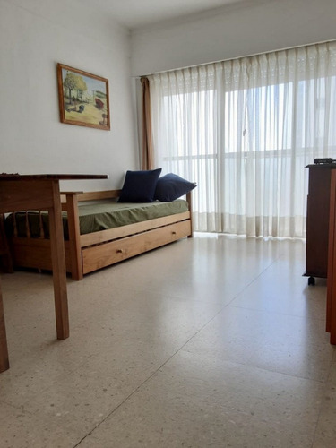 Imagen 8 de 25 de Departamento De Dos Ambientes Con Balcon Al Contrafrente Con Vista Abierta