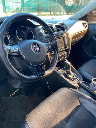 Imagen 10 de 10 de Volkswagen Vento 2015 2.5 Advance Plus 170cv Dsg