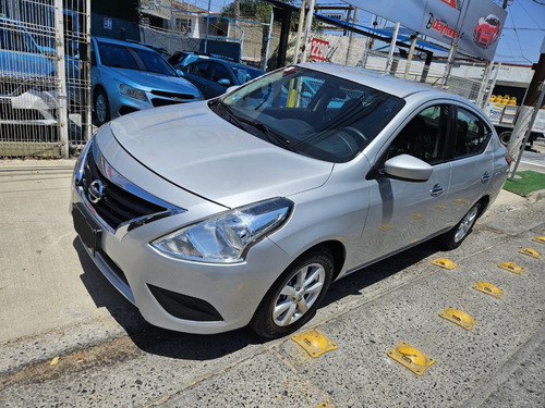 Nissan Versa 1.6 Sense At