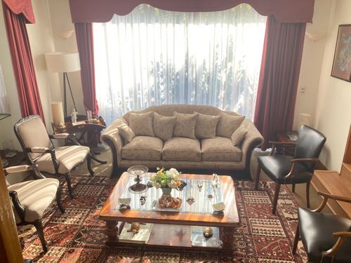 Excelente Casa Ubicada En Daniel De La Vega , Las Condes