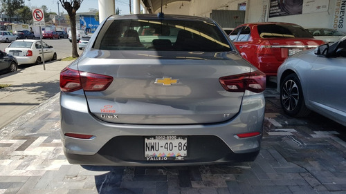 Imagen 4 de 8 de Chevrolet Onix 2021