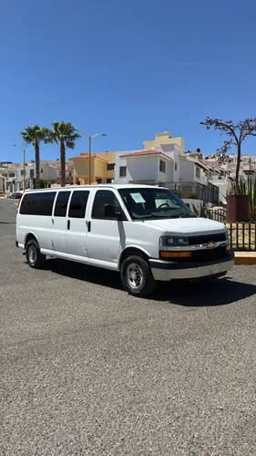 Chevrolet Express 6.0ls C 15 Pas At