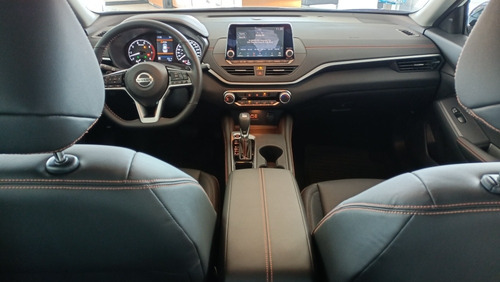 Imagen 13 de 14 de Nissan Altima Sr 2.0 Turbo Cvt