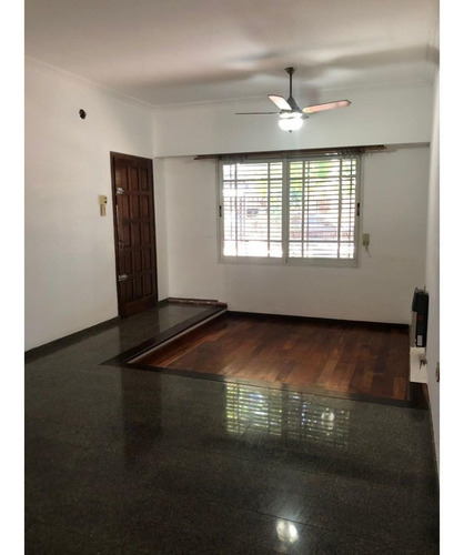 Venta Casa Dos Dormitorios En Fisherton!