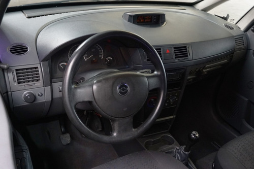 Imagen 11 de 15 de Chevrolet Meriva Gl 1.8 2006