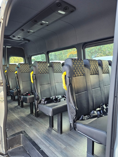 Sprinter Van 417 Extra Longa 28 Lugares Doc Onibus