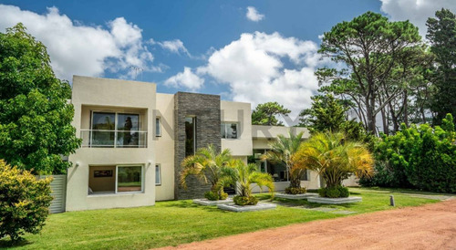 Casa En Barrio Privado Boulevard Park Punta Del Este