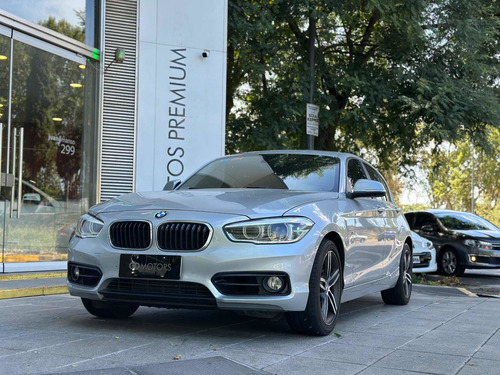 Imagen 8 de 22 de Bmw Serie 1 1.6 120i Sport Line At 177cv
