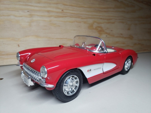 Chevrolet Corvette 1957 Escala 1:18 Para Coleccionistas!!