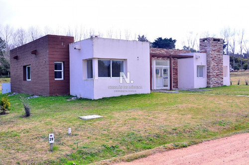 Casa En Barrio Privado **************financiado Hasta En 36 Cuotas Entregando 50% Contado -ref:4197