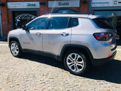 Imagen 6 de 16 de Jeep Compass 1.3 T270 Longitude Plus At6 4x2
