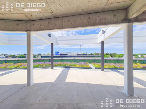 Oficinas En Alquiler 1060 M2 En Edificio Lumina Thames San Isidro, Certificacion Leed Green Building