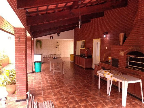 Chácara À Venda Na Rua Dos Nóbregas, Jardim São Jorge, Arujá - Sp - Liv-12708