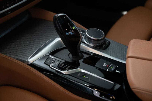 Imagem 10 de 15 de Bmw 530e Msport 2.0t 252cv Hybrid C/teto Aut./2020
