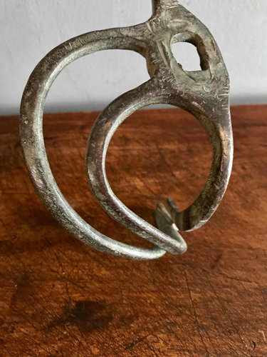 Antiguo Guarda Manos Original De Espada O Sable Siglo X I X (Usado)