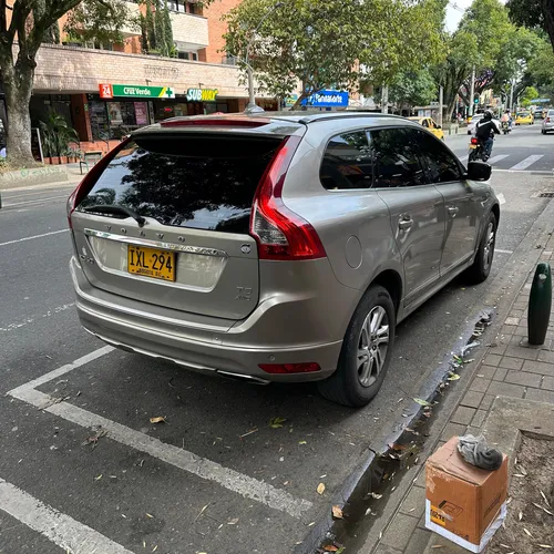 Volvo XC40 2.0 T5 Awd Momentum