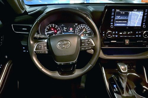 Toyota Highlander 2020